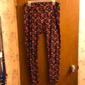 Lularue leggings large
